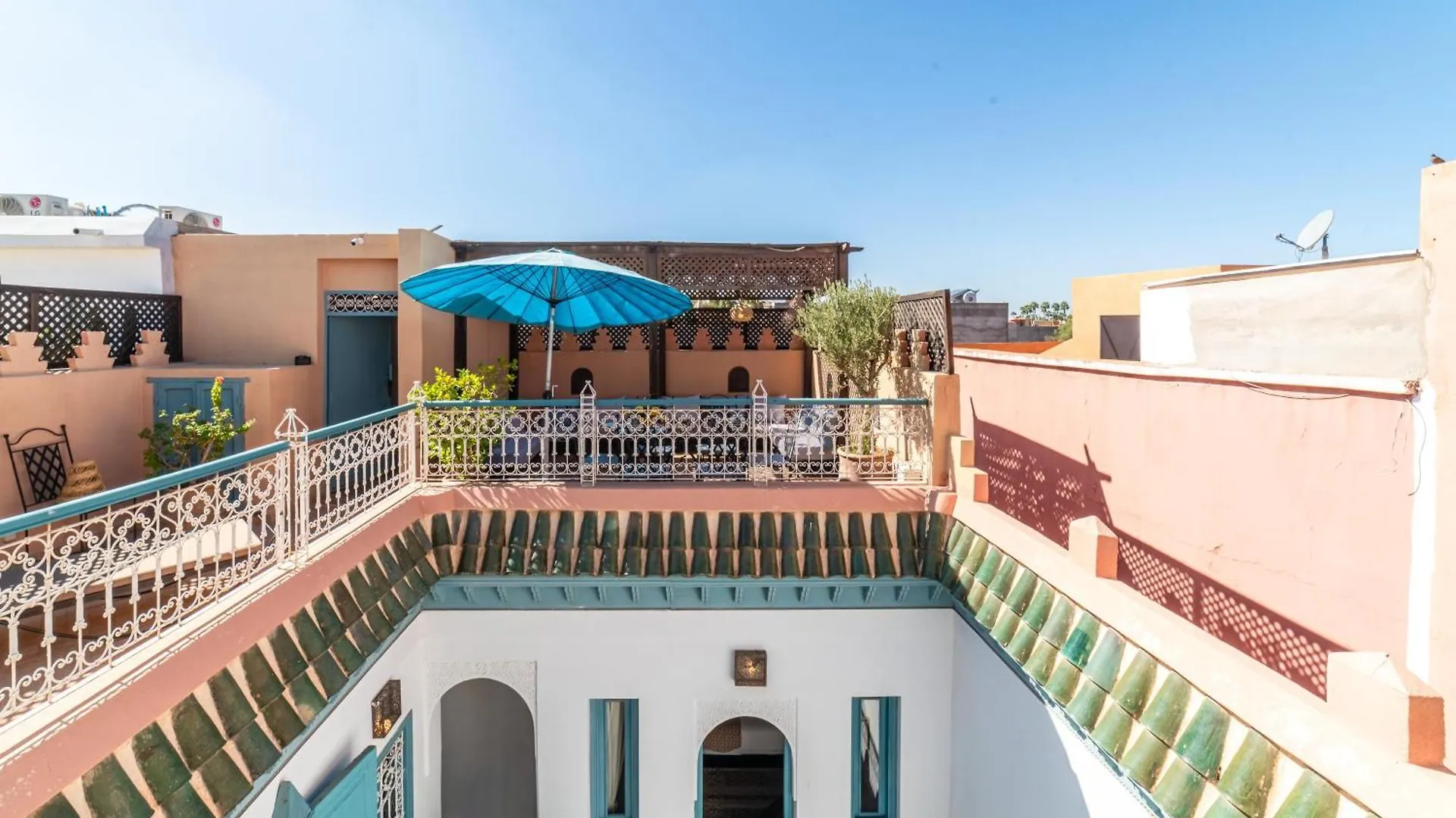 Riad Ayla Avec Piscine Privee Marrakesh 0*,